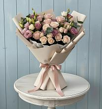 Букет цветов из:  Розы и Лизиантусы в Приупский