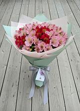 Букет цветов из:  Альстромерии в Приупский