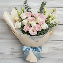 Букет цветов из:  Лизиантусы #REPLACE_PRED# Приупский