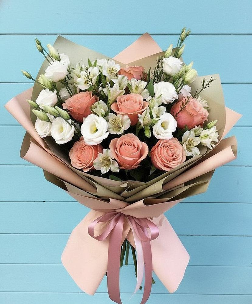 Букет цветов из: Розы, Альстромерии и Лизиантусы в Приупский