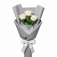Букет 3 белые розы в Приупский