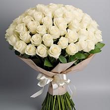 Букет 101 беля роза Белоснежка в Приупский