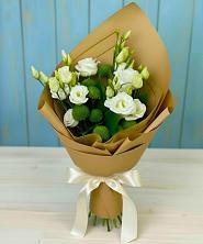 Букет цветов из:  Хризантемы и Лизиантусы в Приупский