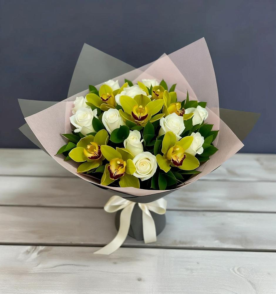 Букет цветов из: Орхидеи и Розы в Приупский