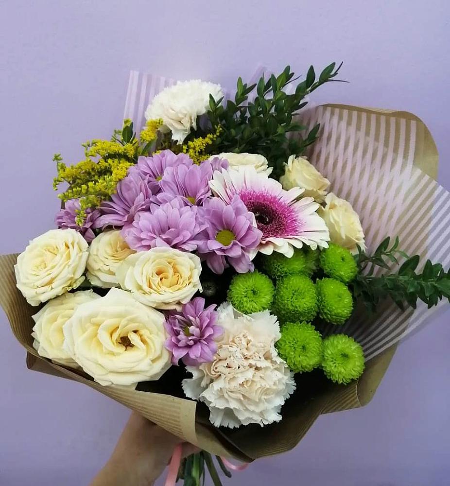 Букет цветов из: Хризантемы, Розы, Гвоздики и Герберы в Приупский