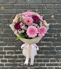 Букет цветов из:  Герберы и Хризантемы в Приупский