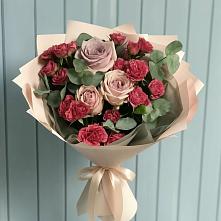 Букет цветов из:  Гвоздики и Розы в Приупский