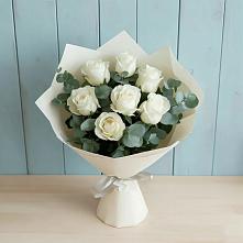 Букет Белые розы в Эвкалипте в Приупский