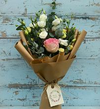 Букет цветов из:  Розы и Лизиантусы в Приупский