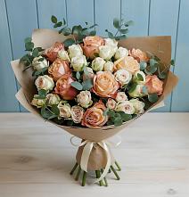 Букет цветов из:  Альстромерии и Розы в Приупский