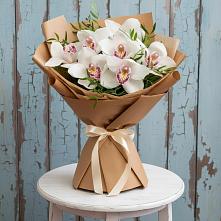Букет цветов из:  Орхидеи и Розы #REPLACE_PRED# Приупский